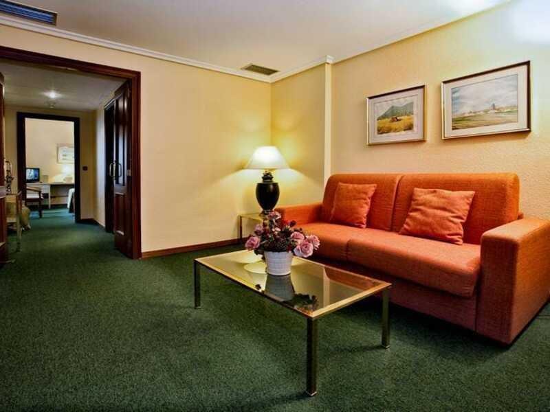 Hospedium Hotel Europa Centro Magaz de Pisuerga Kültér fotó