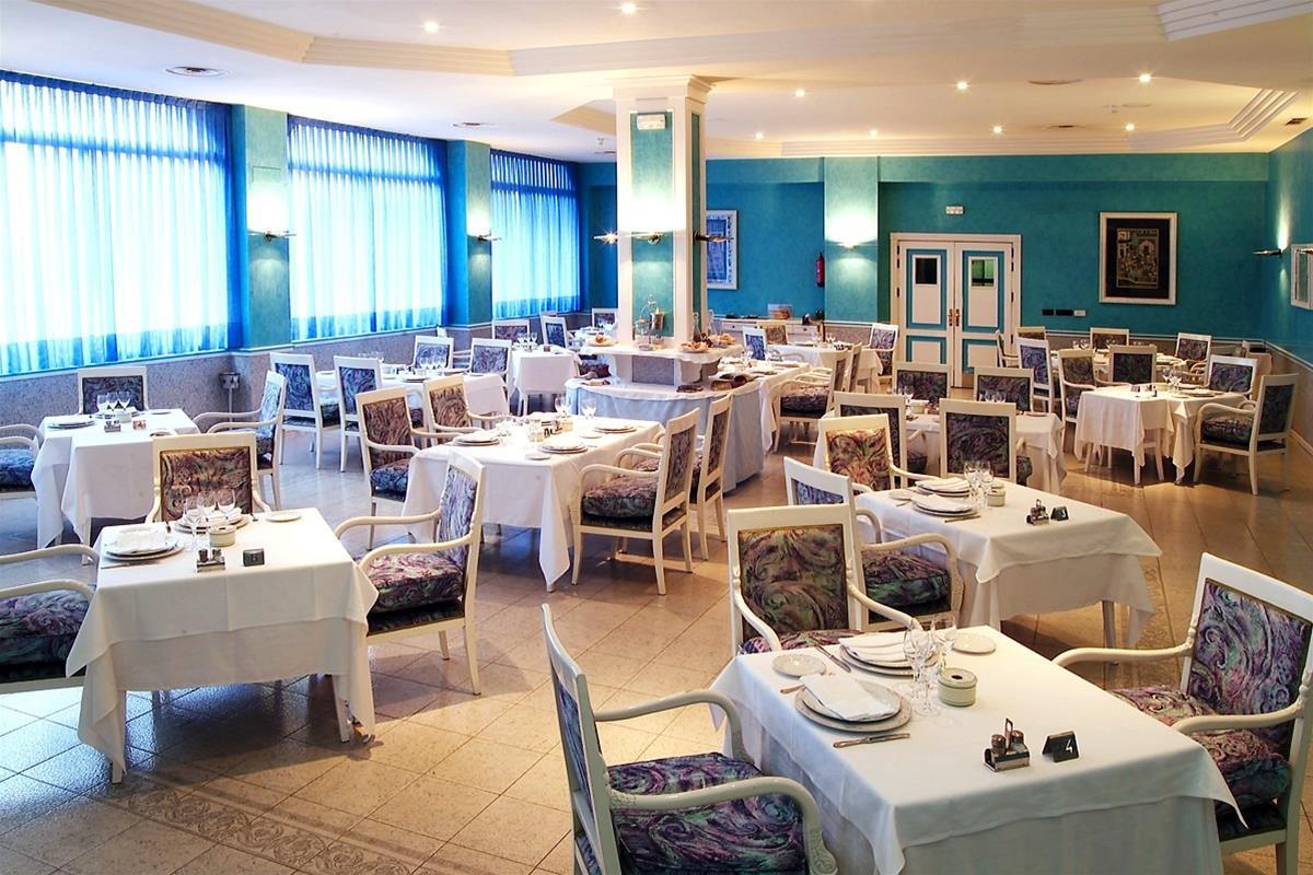 Hospedium Hotel Europa Centro Magaz de Pisuerga Étterem fotó