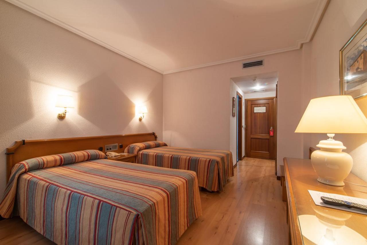 Hospedium Hotel Europa Centro Magaz de Pisuerga Kültér fotó